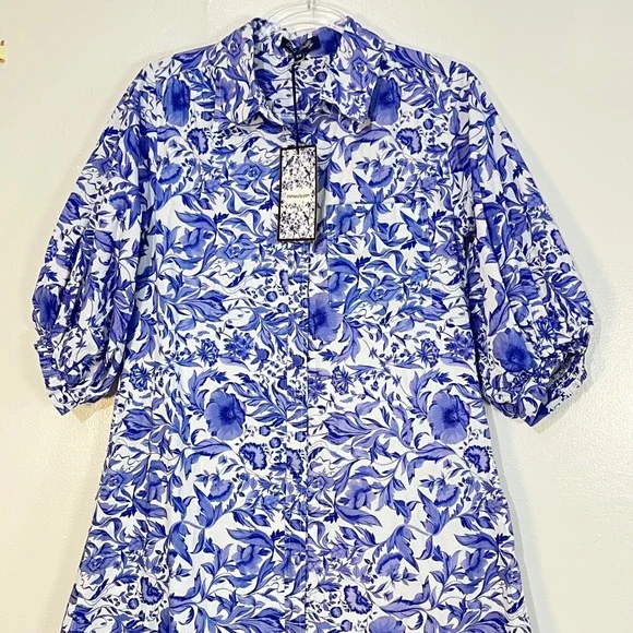 Elegant Blue Floral Maxi Dress - Picture 3 of 7